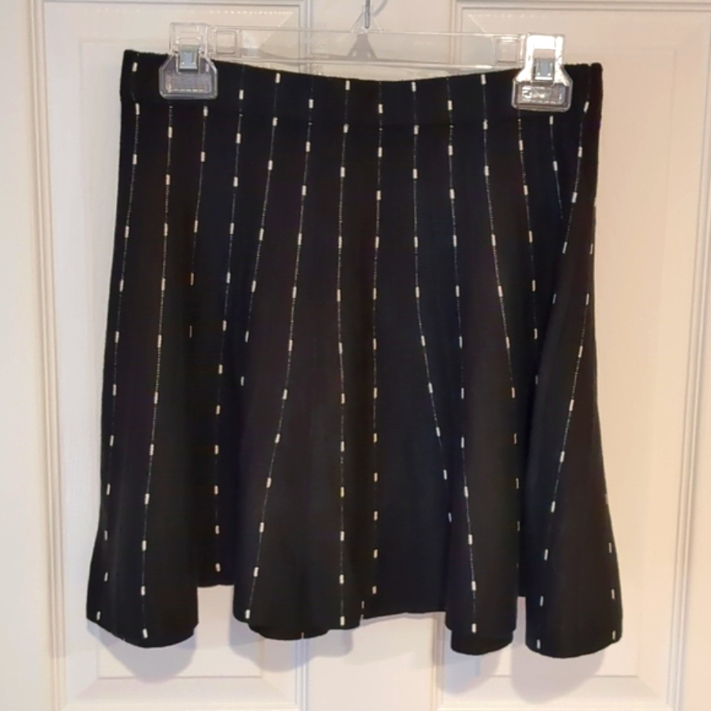 NWT Candie's Black & White Patterned Trumpet Sweater Skirt - Small